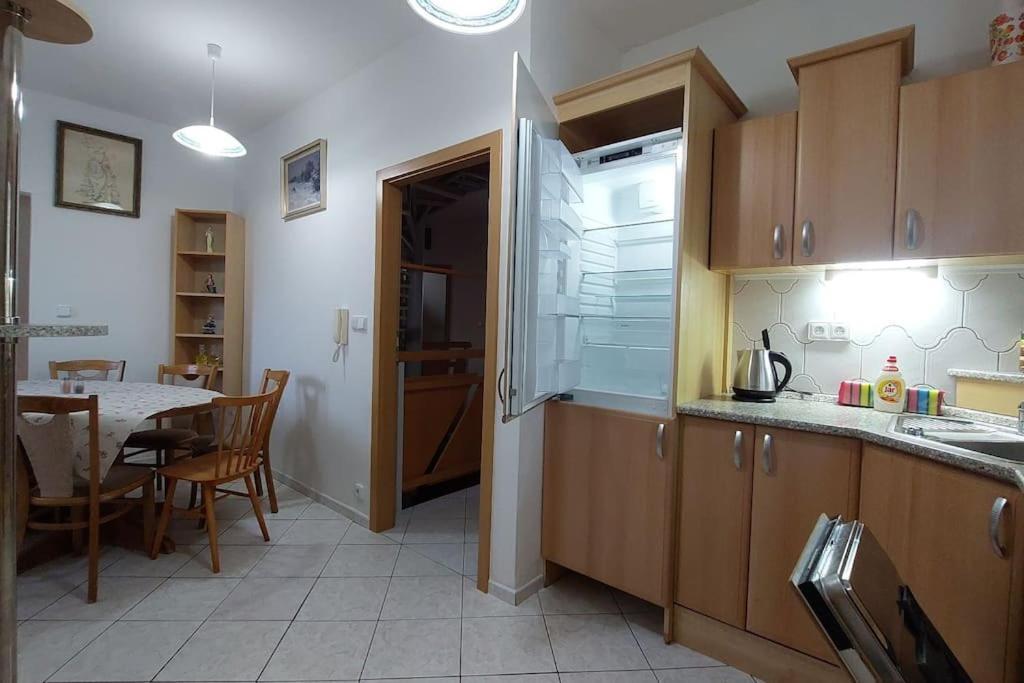 Dovolenkový dom Klasicky Dum, 5 Loznic , 5 Bedrooms, Prague