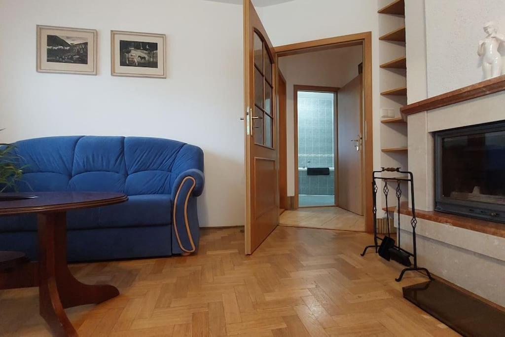 Prázdninový dům Klasicky Dum, 5 Loznic , 5 Bedrooms, Praha