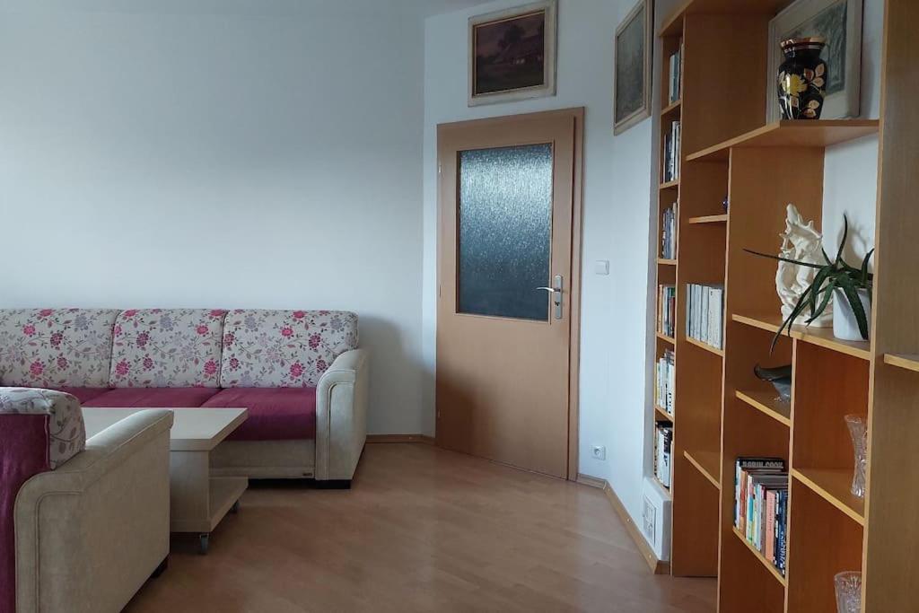 Dovolenkový dom Klasicky Dum, 5 Loznic , 5 Bedrooms, Prague